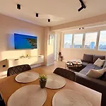 Zornitsa Panoramic Sea View & Luxury Design * Burgas